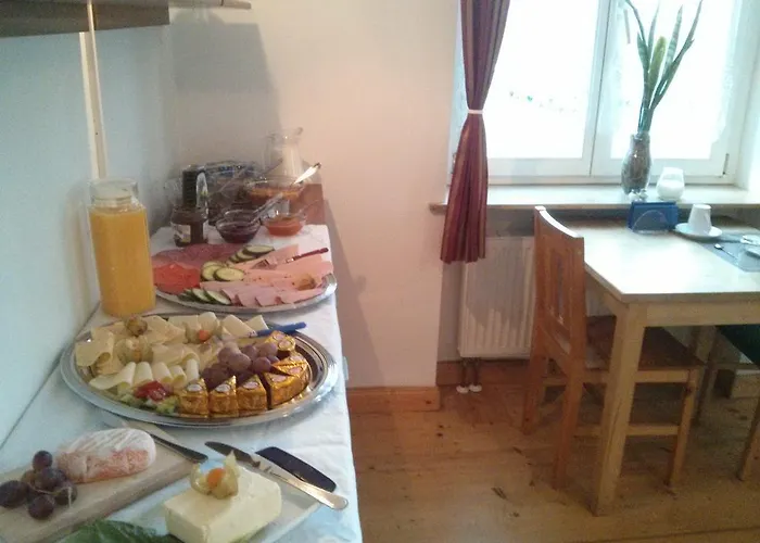 Pension Leipzig Konukevi *